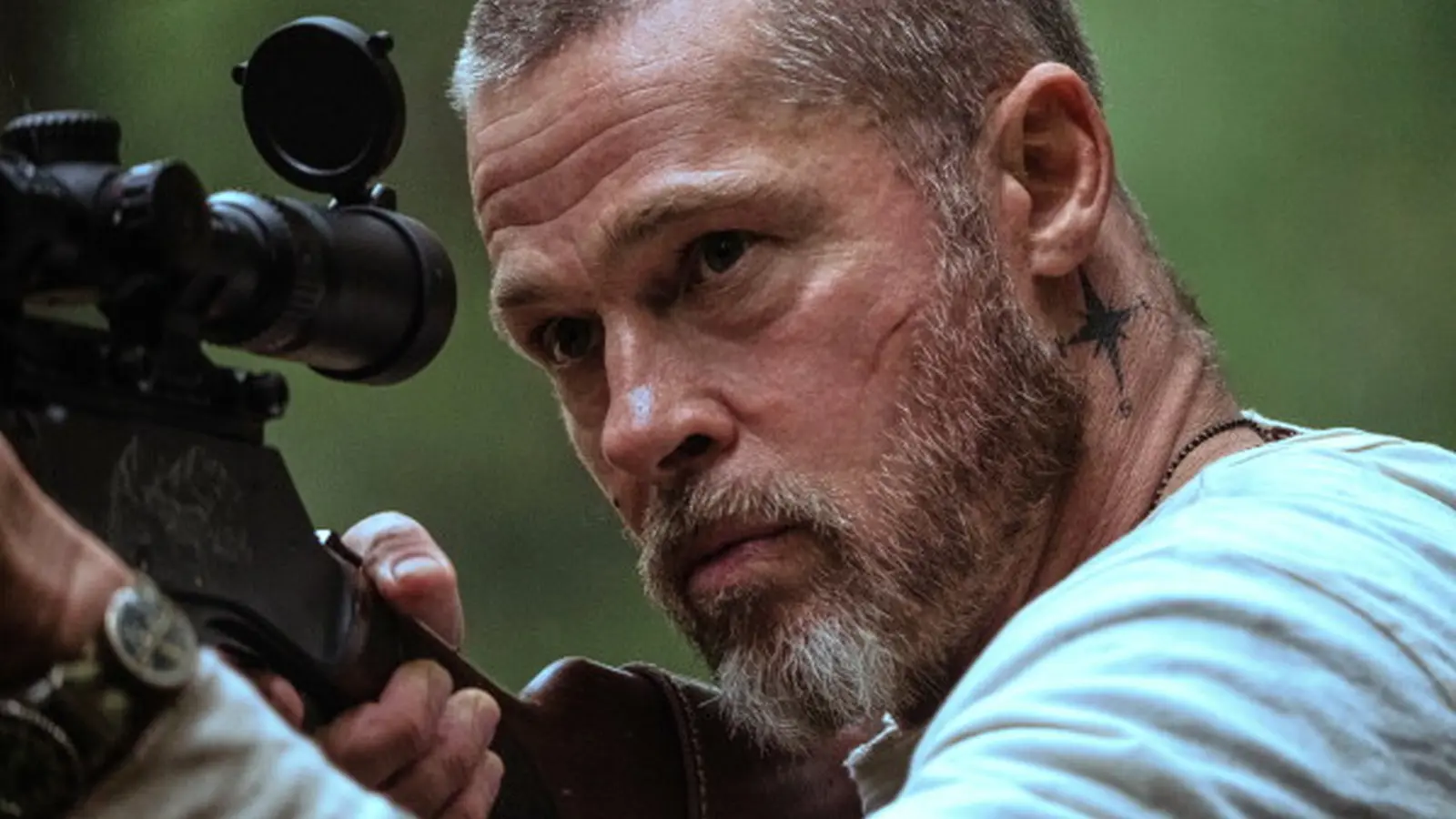 Brad Pitt: stipri vaidybė ir išlikimo dvasia Žvėries širdyje