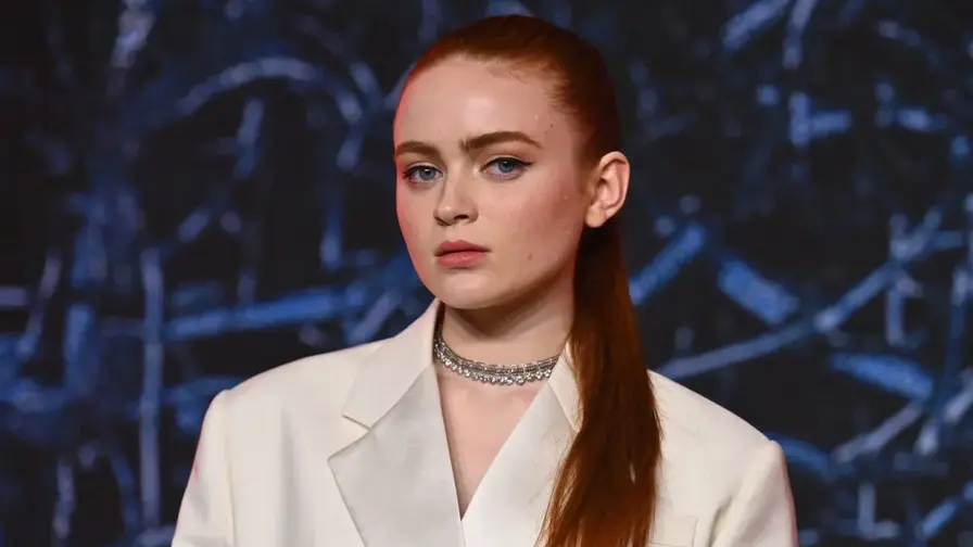 Sadie Sink svarsto pagrindinį vaidmenį ir prodiuserės rolę