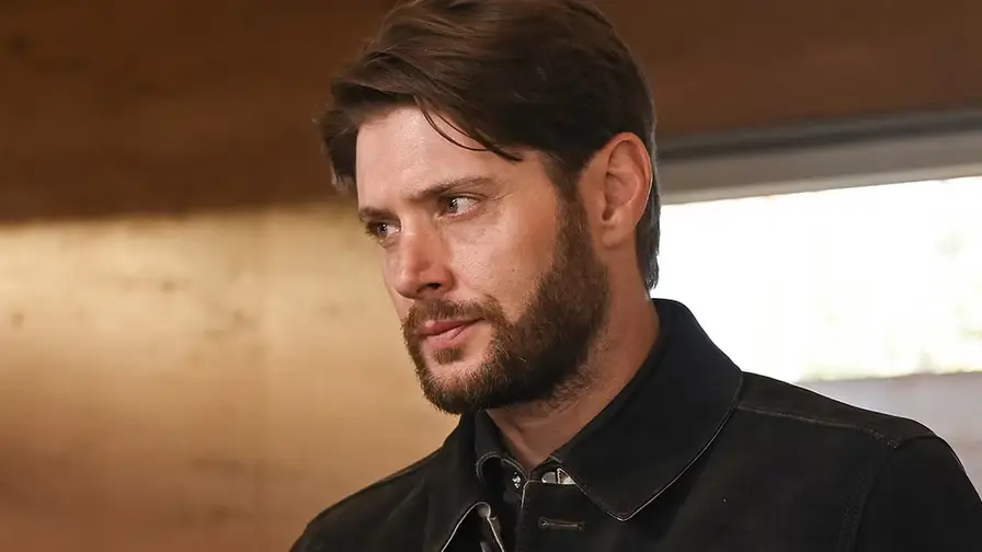 Jensen Ackles Instagram sekimas kursto gandus apie Betmeną